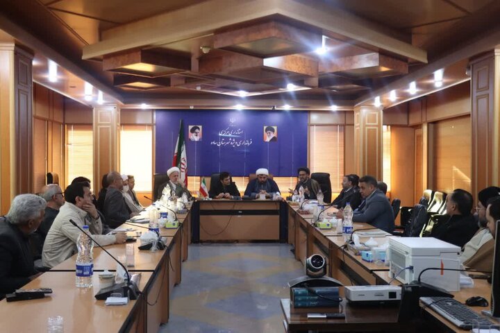 تصاویر/جلسه شورای فرهنگ ایثار و شهادت شهرستان ساوه