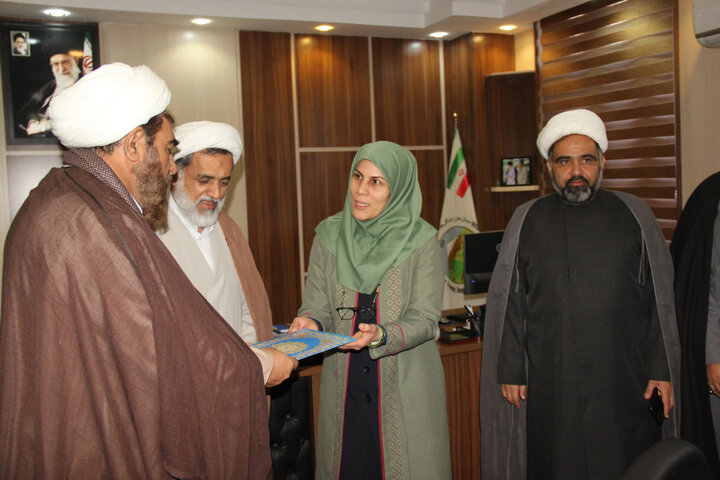 تصاویر / انعقاد تفاهم نامه بین حوزه علمیه استان قزوین واداره کل منابع طبیعی استان قزوین