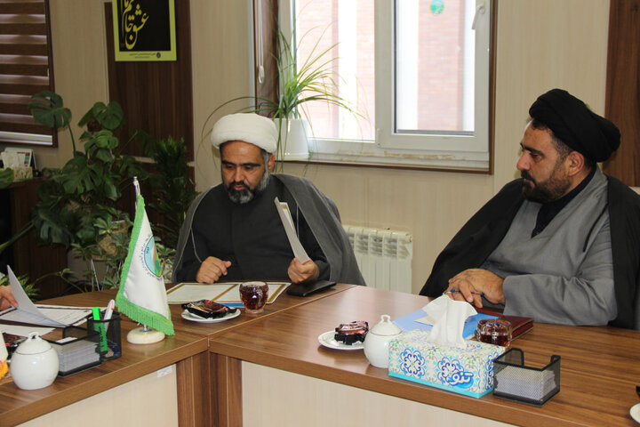 تصاویر / انعقاد تفاهم نامه بین حوزه علمیه استان قزوین واداره کل منابع طبیعی استان قزوین