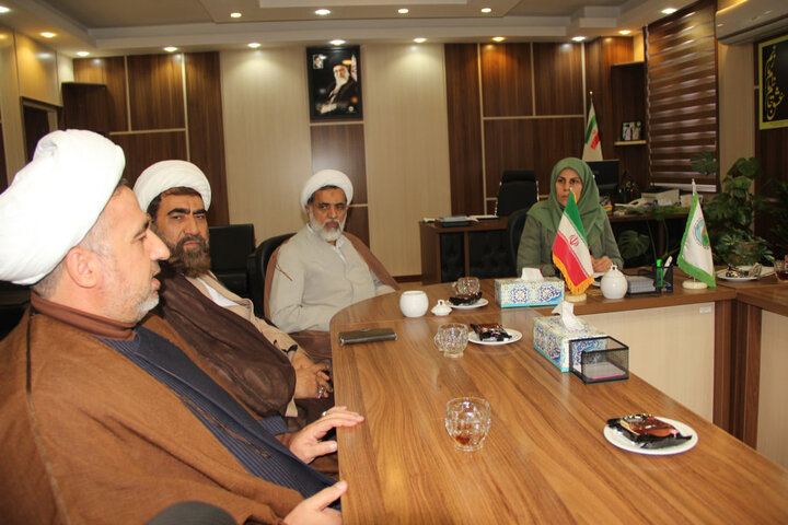 تصاویر / انعقاد تفاهم نامه بین حوزه علمیه استان قزوین واداره کل منابع طبیعی استان قزوین