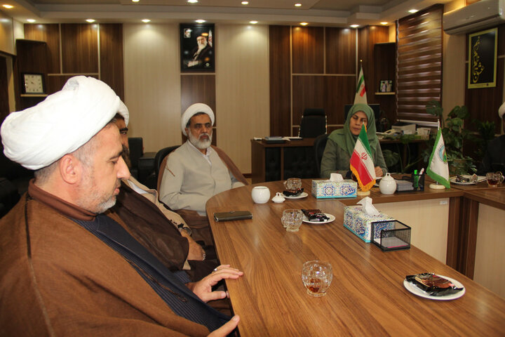 تصاویر / انعقاد تفاهم نامه بین حوزه علمیه استان قزوین واداره کل منابع طبیعی استان قزوین