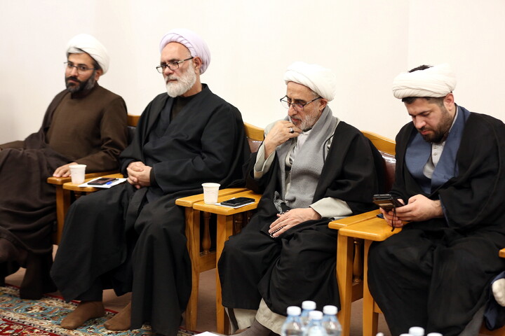 تصاویر/ نشست شورای علمی کنگره امناء الرسل