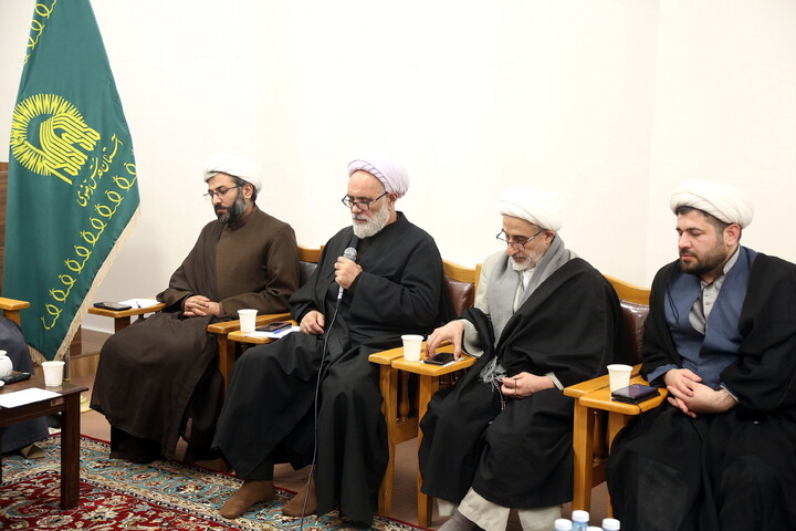 تصاویر/ نشست شورای علمی کنگره امناء الرسل