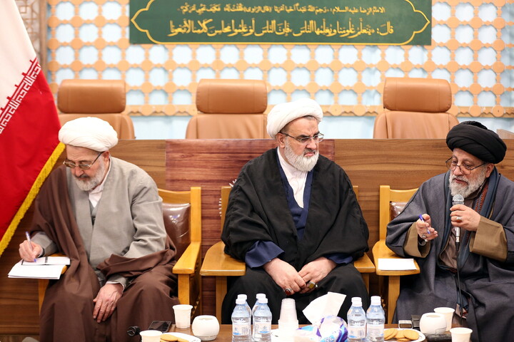 تصاویر/ نشست شورای علمی کنگره امناء الرسل