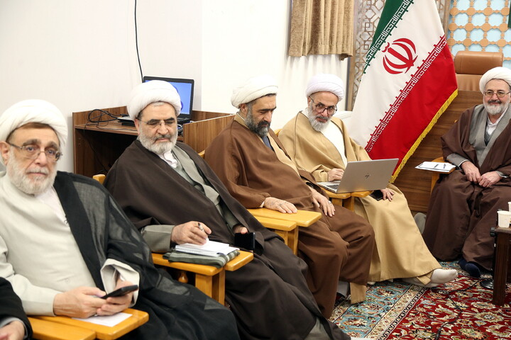 تصاویر/ نشست شورای علمی کنگره امناء الرسل