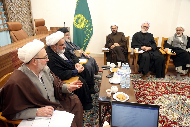 تصاویر/ نشست شورای علمی کنگره امناء الرسل