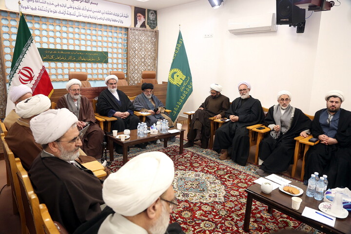 تصاویر/ نشست شورای علمی کنگره امناء الرسل