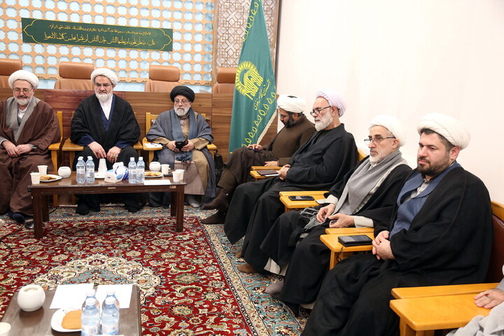 تصاویر/ نشست شورای علمی کنگره امناء الرسل