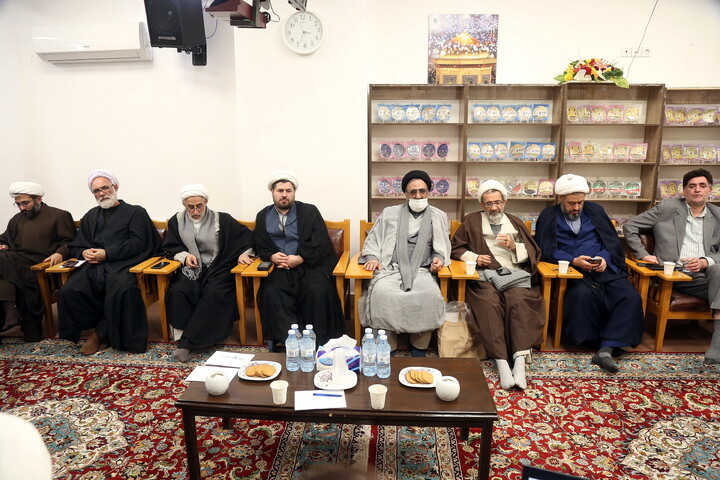 تصاویر/ نشست شورای علمی کنگره امناء الرسل