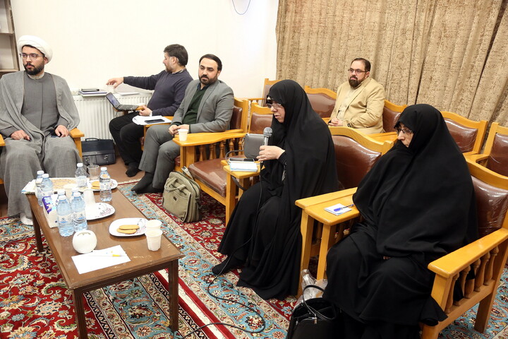 تصاویر/ نشست شورای علمی کنگره امناء الرسل