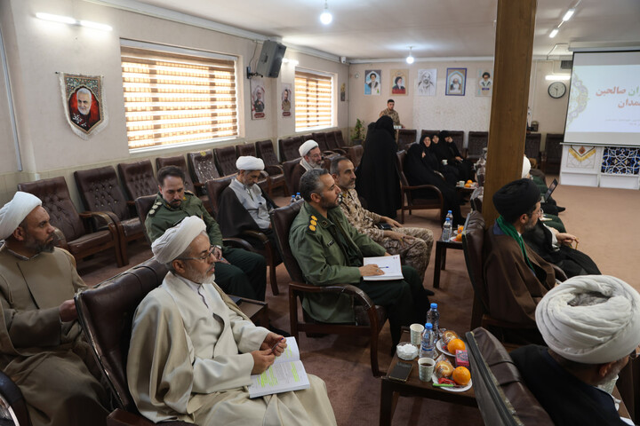 تصاویر / مجمع استادیاران شبکه تربیتی بسیج (صالحین) آیت الله شهید مدنی همدان