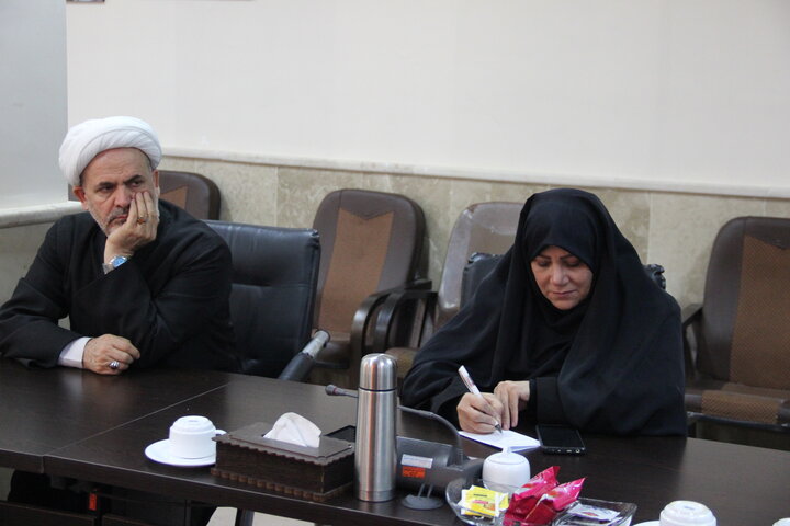 تصاویر / انعقاد تفاهم نامه بین حوزه علمیه استان قزوین واداره کل تبلیغات اسلامی استان قزوین