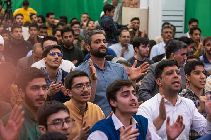 تصاویر/ برگزاری مراسم جشن میـلاد انوار کـربلا هیئت ضدصهیونیستی انصار ولایت دارالعباده یزد