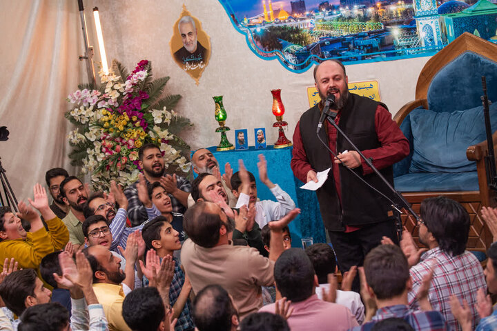 تصاویر/ برگزاری مراسم جشن میـلاد انوار کـربلا هیئت ضدصهیونیستی انصار ولایت دارالعباده یزد