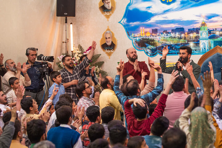 تصاویر/ برگزاری مراسم جشن میـلاد انوار کـربلا هیئت ضدصهیونیستی انصار ولایت دارالعباده یزد