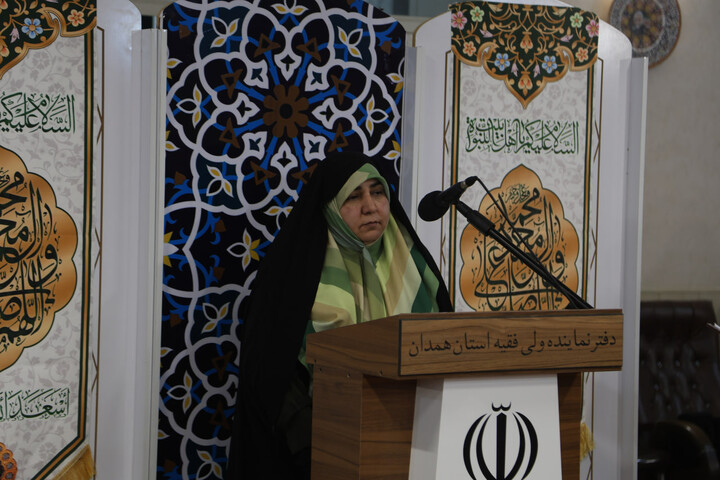 تصاویر / نهمین نشست مجمع بانوان فعال فرهنگی با نماینده ولی فقیه در استان همدان