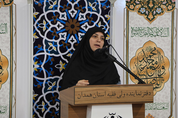 تصاویر / نهمین نشست مجمع بانوان فعال فرهنگی با نماینده ولی فقیه در استان همدان