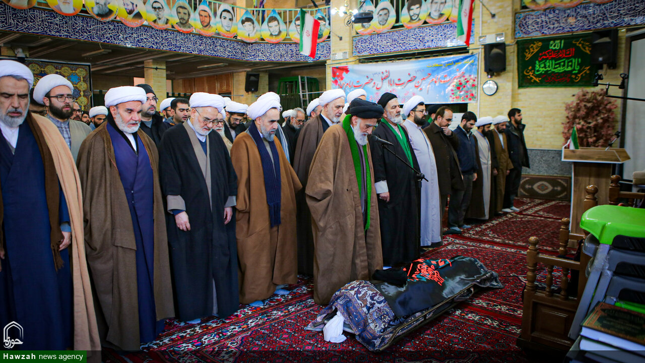 تصاویر/ تشییع پیکر مرحوم حجت‌الاسلام سید مرتضی فاضل همدانی