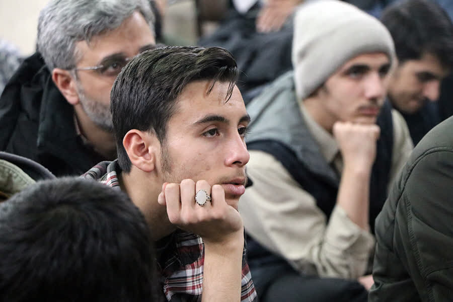 بدن نحیف اهل تقوا نشانه سبک زندگی مؤمنانه و بندگی است