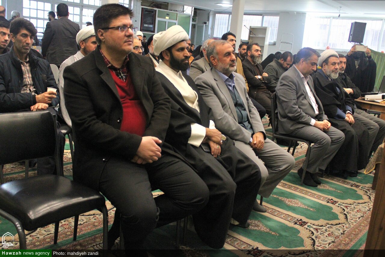 تصاویر/ گردهمایی ارکان مساجد شهر کرمان جهت هم اندیشی ویژه برنامه های ایام الله دهه فجر