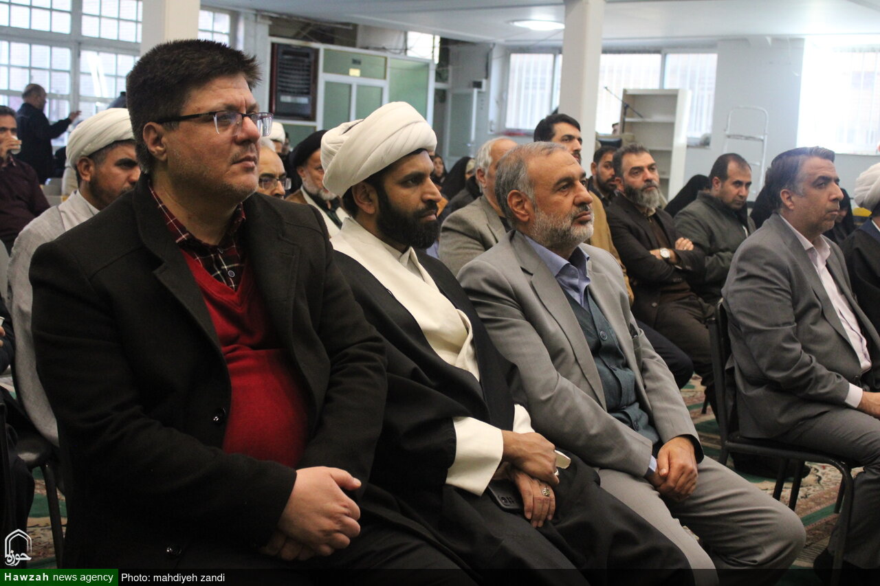 تصاویر/ گردهمایی ارکان مساجد شهر کرمان جهت هم اندیشی ویژه برنامه های ایام الله دهه فجر