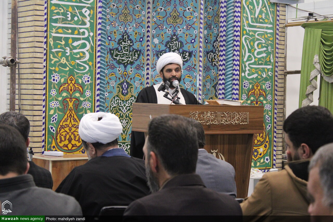 گردهمایی ارکان مساجد شهر کرمان جهت هم‌اندیشی ویژه‌برنامه‌های ایام‌الله دهه فجر+تصاویر