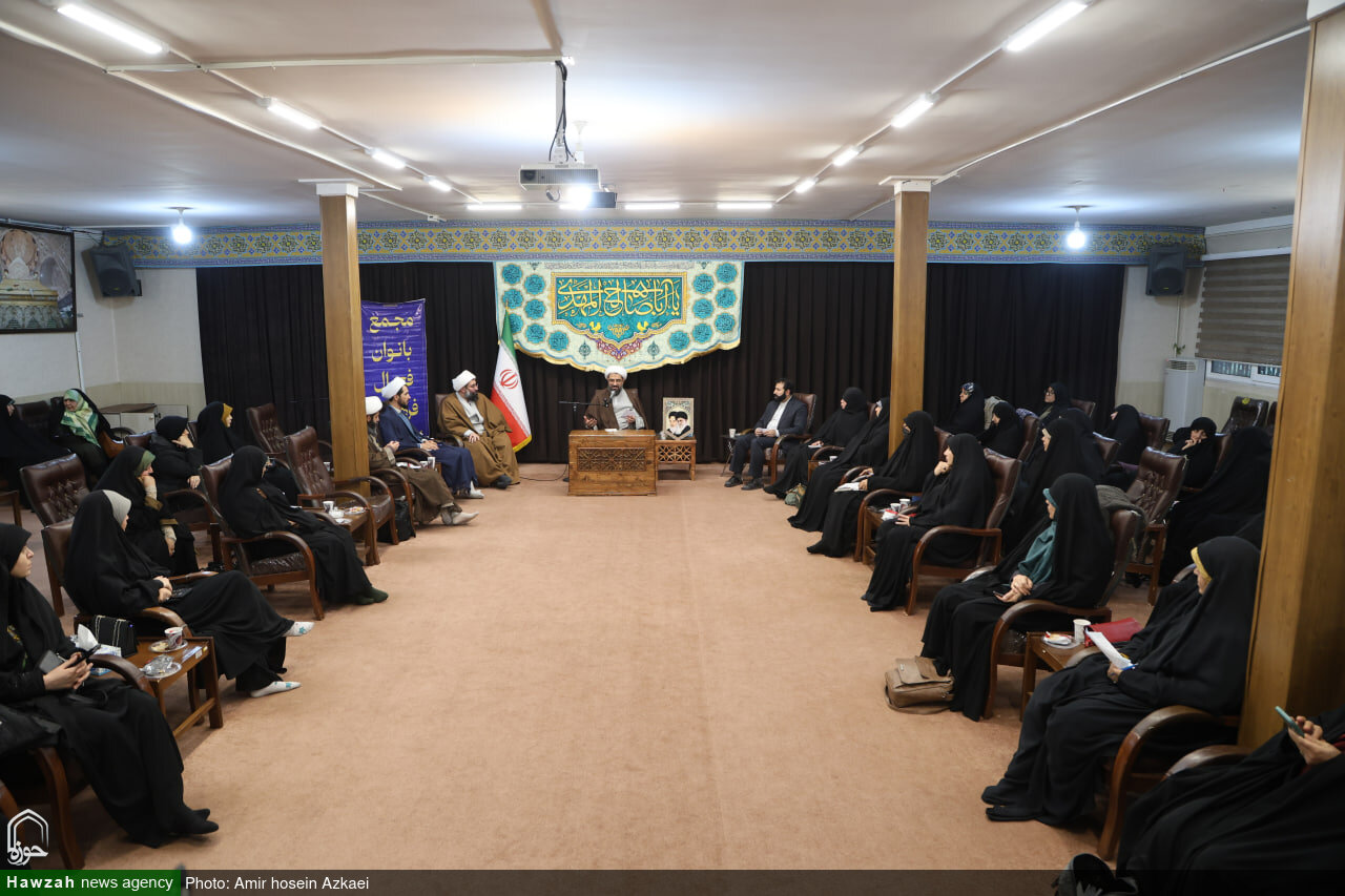 تصاویر / نهمین نشست مجمع بانوان فعال فرهنگی با نماینده ولی فقیه در استان همدان
