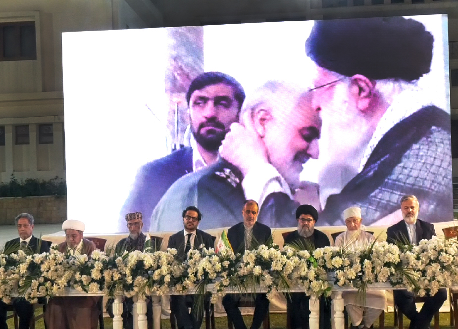 تصاویر/ کراچی، ایرانی قونصلیٹ میں برسی شہید جنرل قاسم سلیمانیؒ کی مناسبت سے پُروقار تقریب