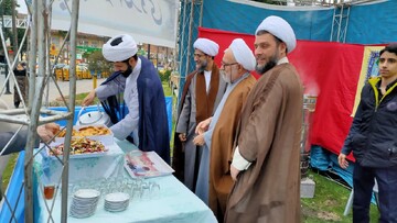 تصاویر/ موکب مدرسه علمیه امام جعفر صادق (ع) رودسر در اعیاد شعبانیه