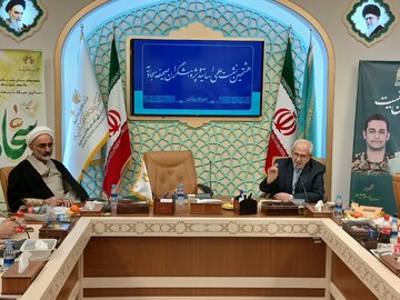 صحیفه سجادیه کتاب روشنگری و هدایت است