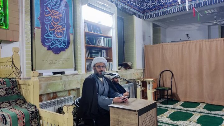 تصاویر/ همایش ائمه جماعات و مبلغین شهرستان لنگرود در محکومیت اغتشاشات اخیر.