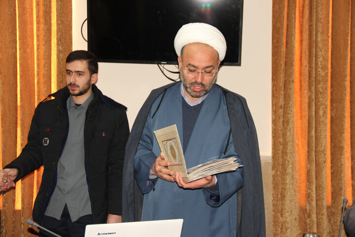 تصاویر / تجلیل از برگزیدگان مسابقات علمی استانی طلاب حوزه علمیه قزوین