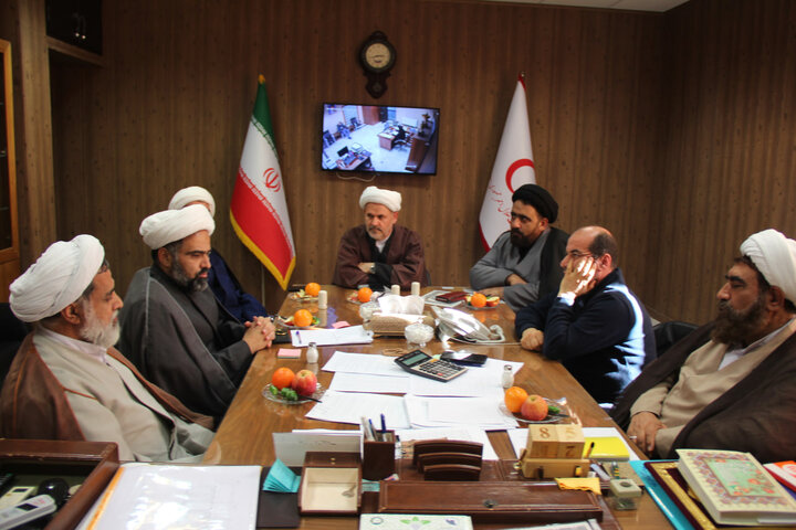 تصاویر / انعقاد تفاهم نامه بین حوزه علمیه قزوین و سازمان جمعیت هلال احمر استان قزوین