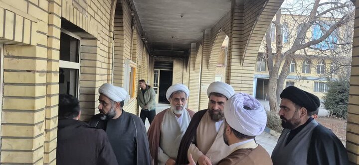 تصاویر /بازدید از حوزه علمیه شهرستان تاکستان