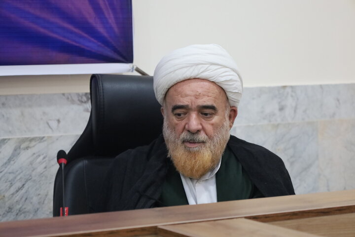 تصاویر/نشست صمیمی مدیران مدارس علمیه استان با مسئول حوزه مدیریت حوزه‌های علمیه کشور