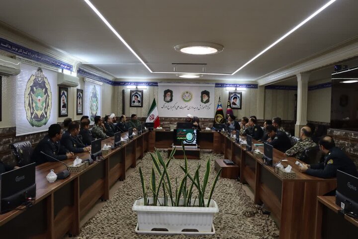 بصیرت مردم و راهبری مقام معظم رهبری، عامل اصلی شکست توطئه‌های اغتشاشات اخیر+عکس