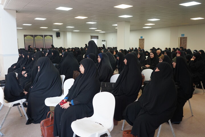 کارگاه‌های بصیرتی ویژه طلاب خواهر مدارس علمیه خواهران اهواز و کارون