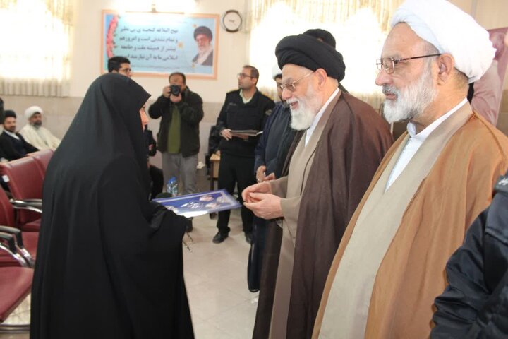 تصاویر/ اولین همایش تخصصی نهج البلاغه نیروی انتظامی استان یزد