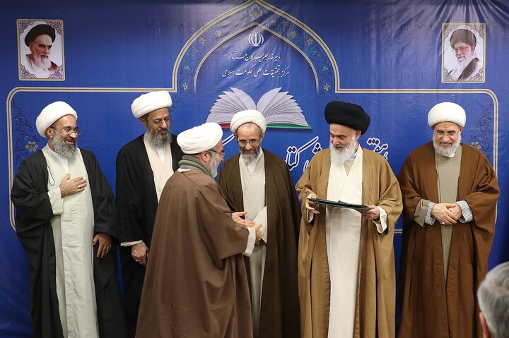 تصاویر/ هفتمین همایش کتاب سال حکومت اسلامی