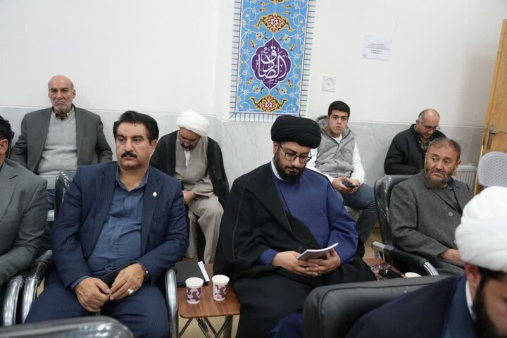 تصاویر/نشست تعظیم شعائر الهی دز مناسبت‌های ملی و مذهبی در لرستان