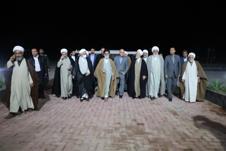 تصاویر/ ورود آیت‌الله اعرافی به بندرعباس