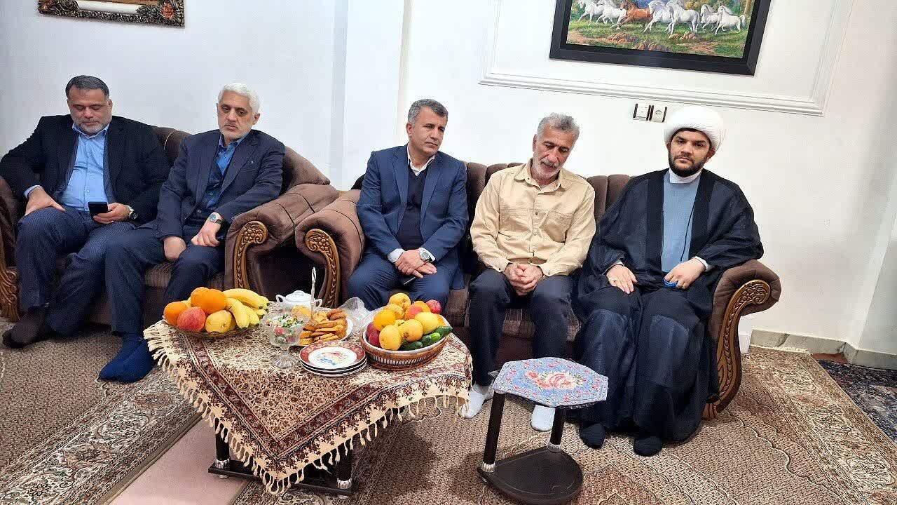 جانبازان با صبر و استقامت خود، ادامه‌دهندگان راه شهیدان هستند