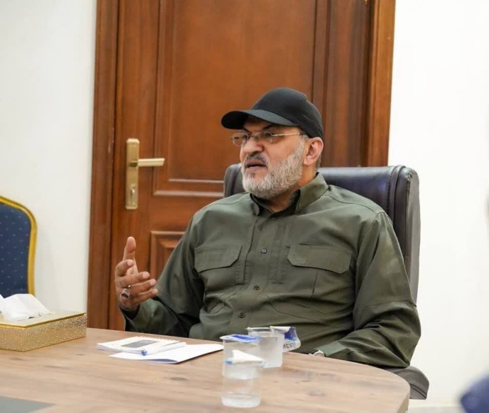 Iraqi resistance chief hails Ayatollah Khamenei as symbol of faith against US hegemony