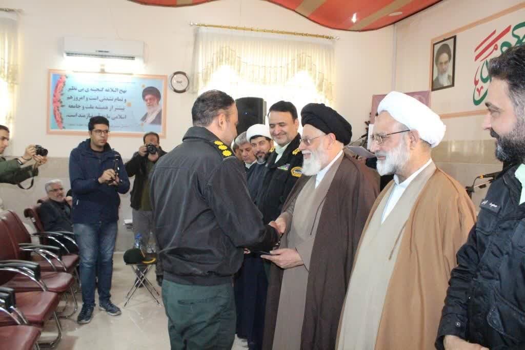 مراسم تجلیل از برگزیدگان همایش تخصصی نهج‌البلاغه انتظامی استان +تصاویر