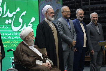 فیلم| حضور آیت الله اعرافی در پنجمین اجلاس ملی مهدویت و انقلاب اسلامی