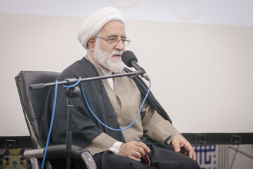 هدایت جامعه مأموریت اصلی روحانیت است