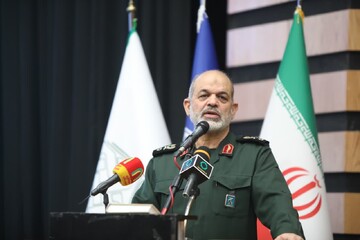 تغییر رویکرد دشمن از تغییر رفتار به تغییر نظام در ایران