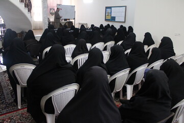 تصاویر/ جلسه تبیینی ویژه مبلغین ماه مبارک رمضان شهر کرمان