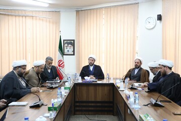 تصاویر/ نشست هم اندیشی دبیران گروه های علمی مرکز تدوین متون و منابع درسی حوزه های علمیه