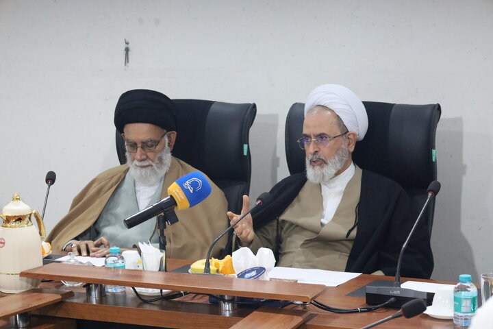 تصاویر/ دیدار مدیر حوزه های علمیه با مسئولان استان هرمزگان
